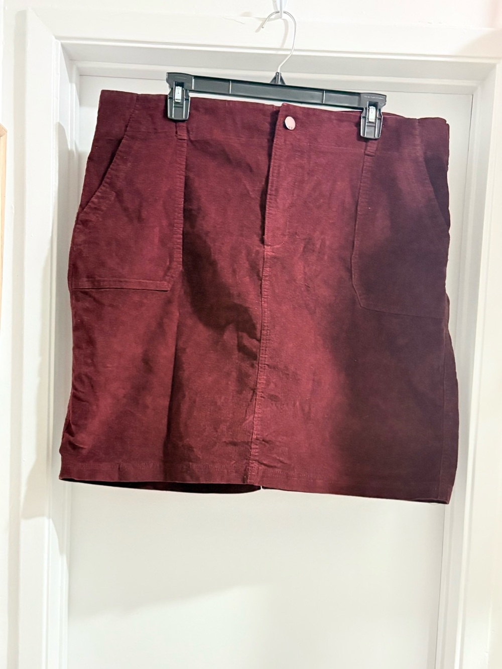 32 Degrees Burgundy Corduroy Mini Skirt